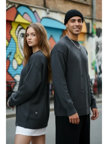 Свитер оверсайз рваный женский и мужской теплая унисекс фото 3