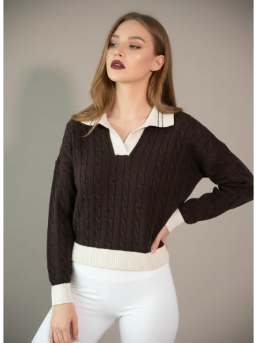 Свитер вязаный с отложным воротником фото 3