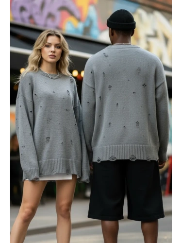 Свитер оверсайз рваный женский и мужской теплая унисекс